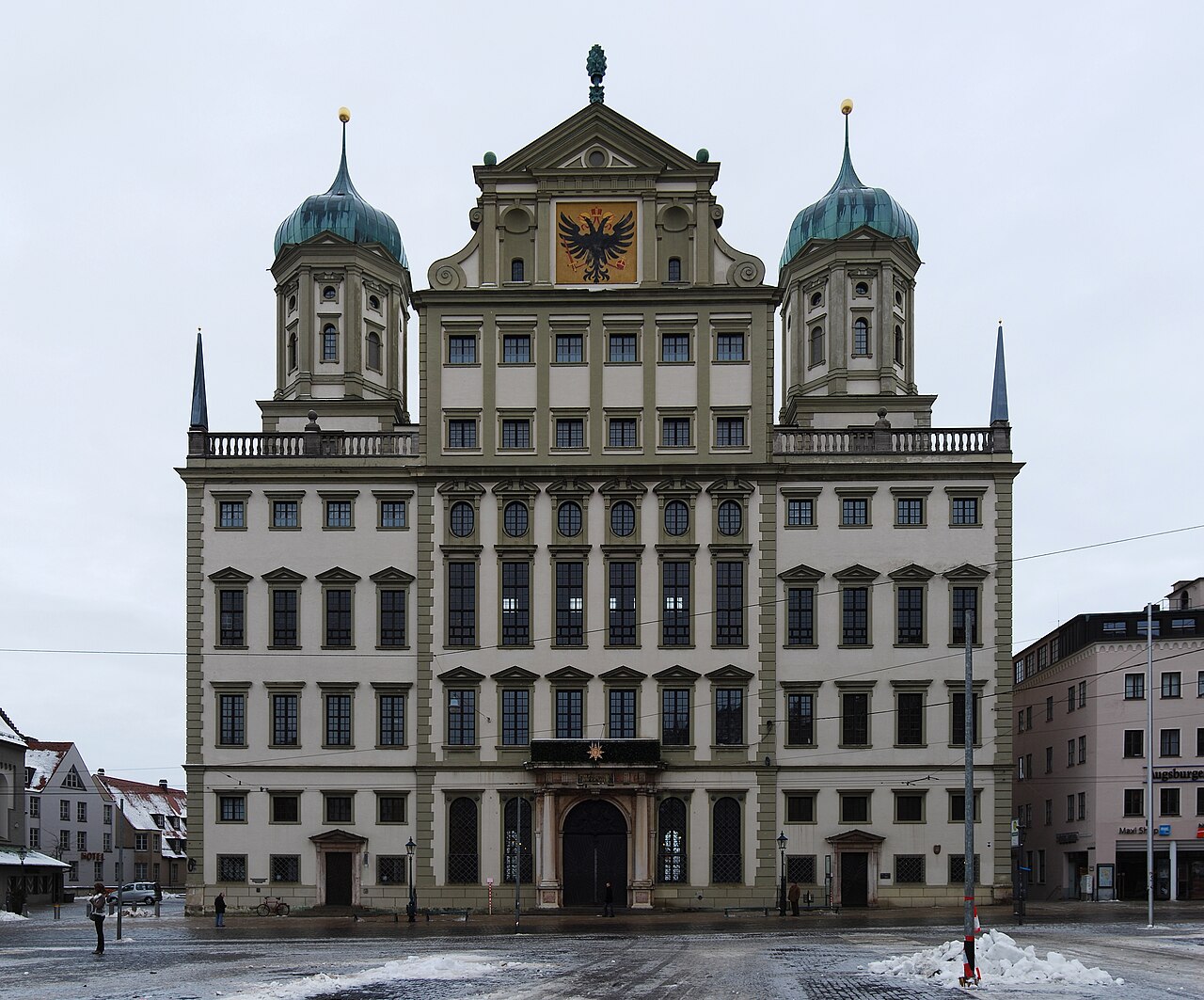 Rathaus und Perlachturm in der Augsburger Innenstadt